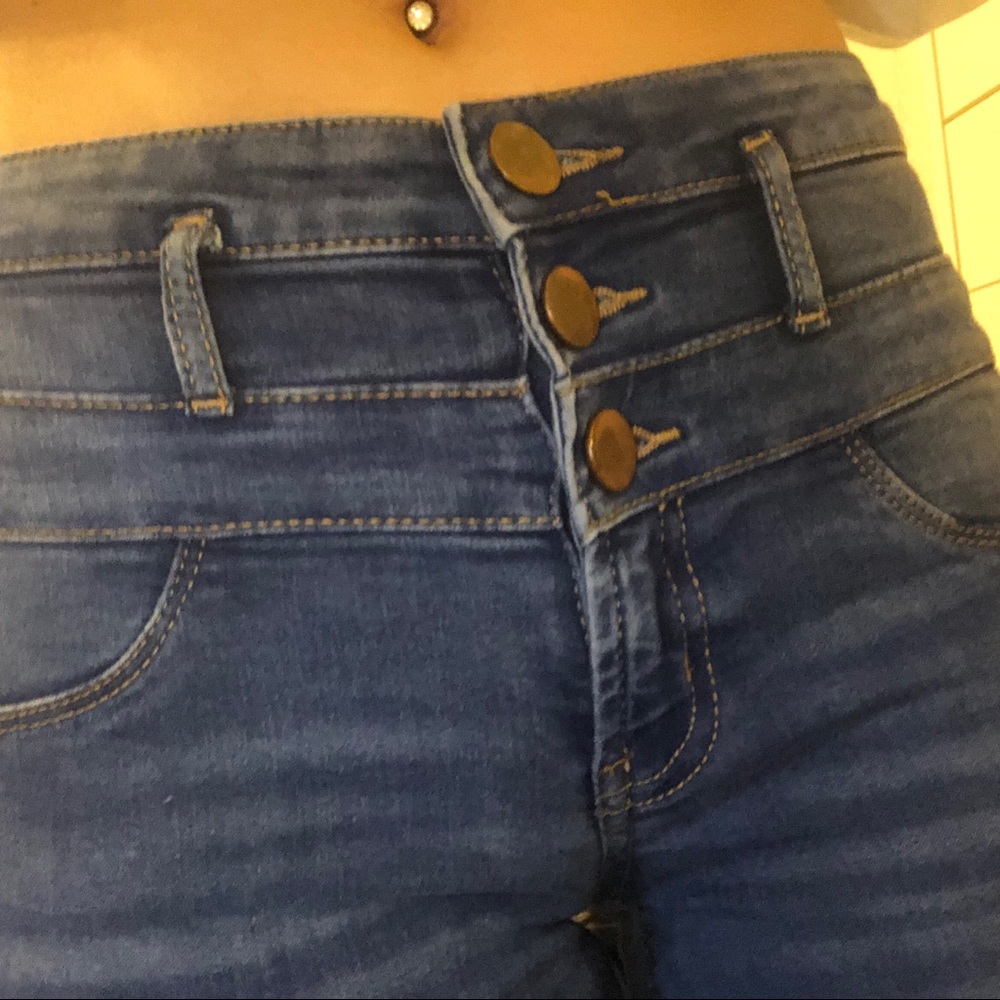 Pants - Picture 3 of 4